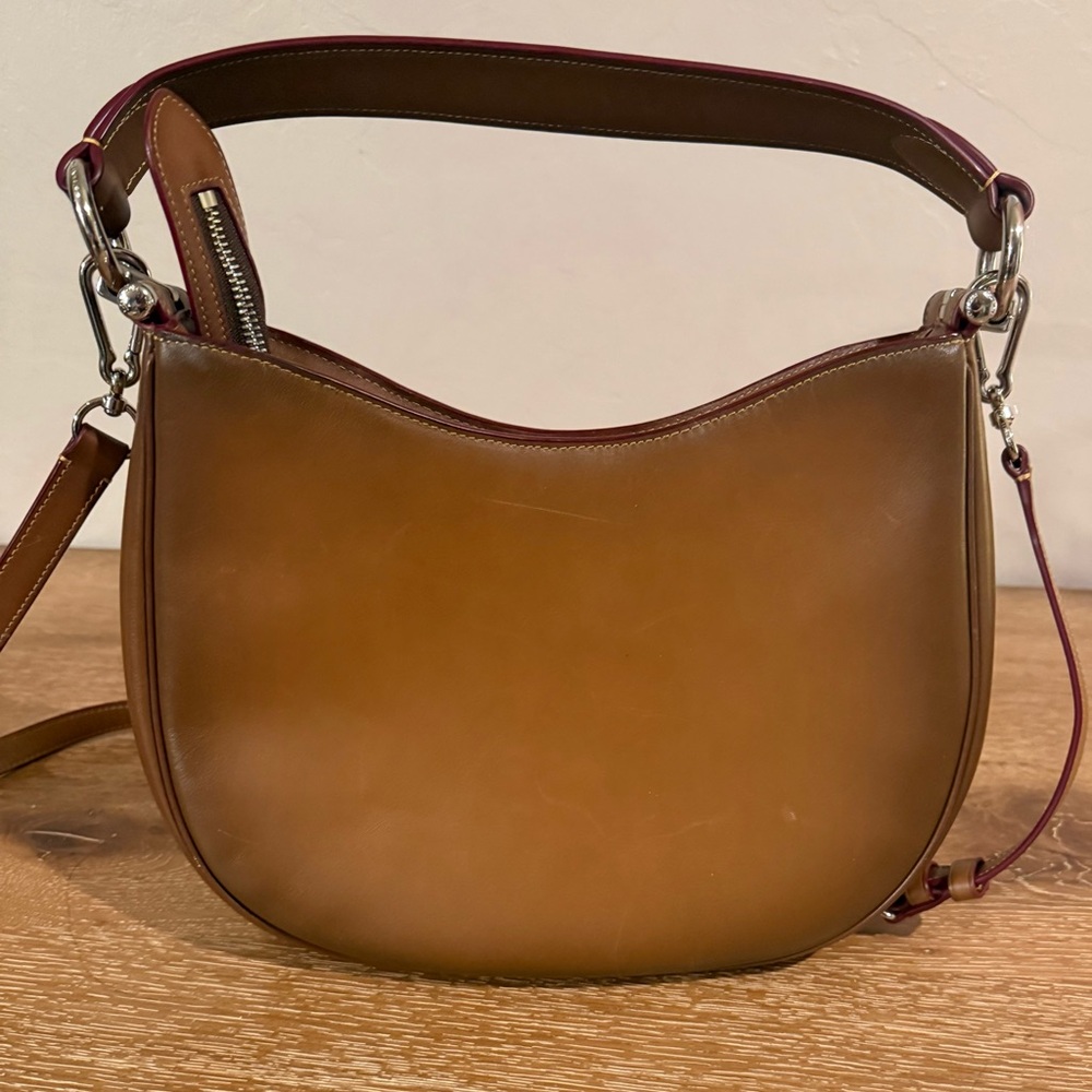Coach Nomad Hobo Crossbody
brown glovetanned leather with red edgepaint - Picture 2 of 7
